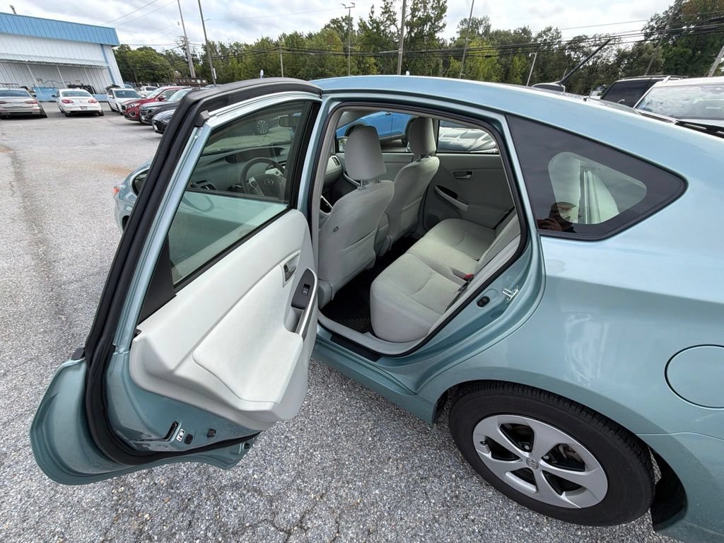 Used 2015 Toyota Prius Three FWD image 10