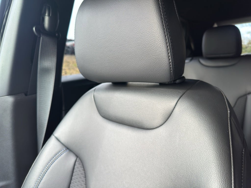 New 2026 Jeep Compass Latitude AWD/4WD image 18
