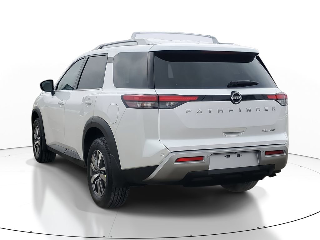 New 2025 Nissan Pathfinder SL image 3