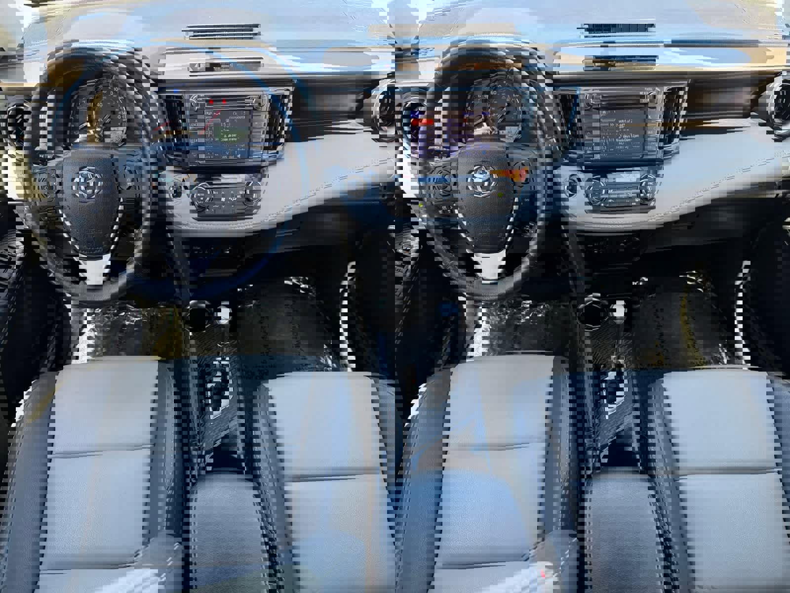 Used 2013 Toyota RAV4 Limited AWD/4WD image 6