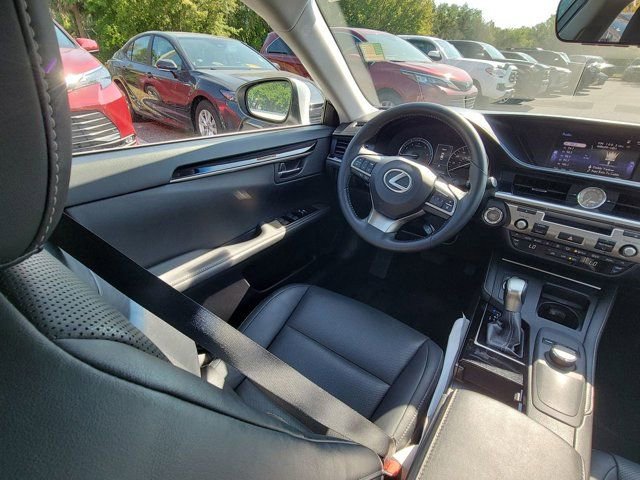 Used 2016 Lexus ES 350 w/ Accessory Package image 7