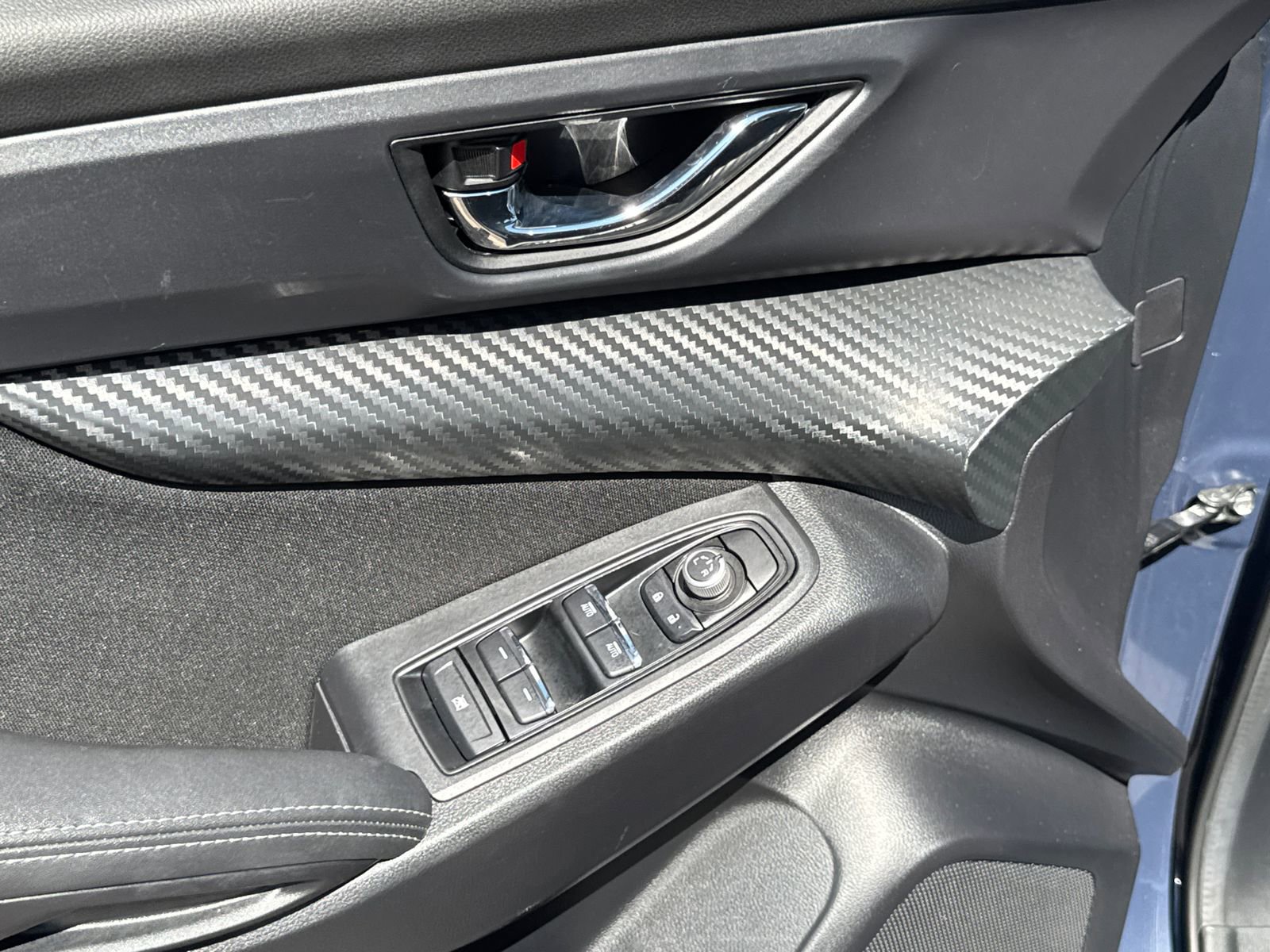 Certified 2025 Subaru Ascent Premium w/ Premium Package image 18