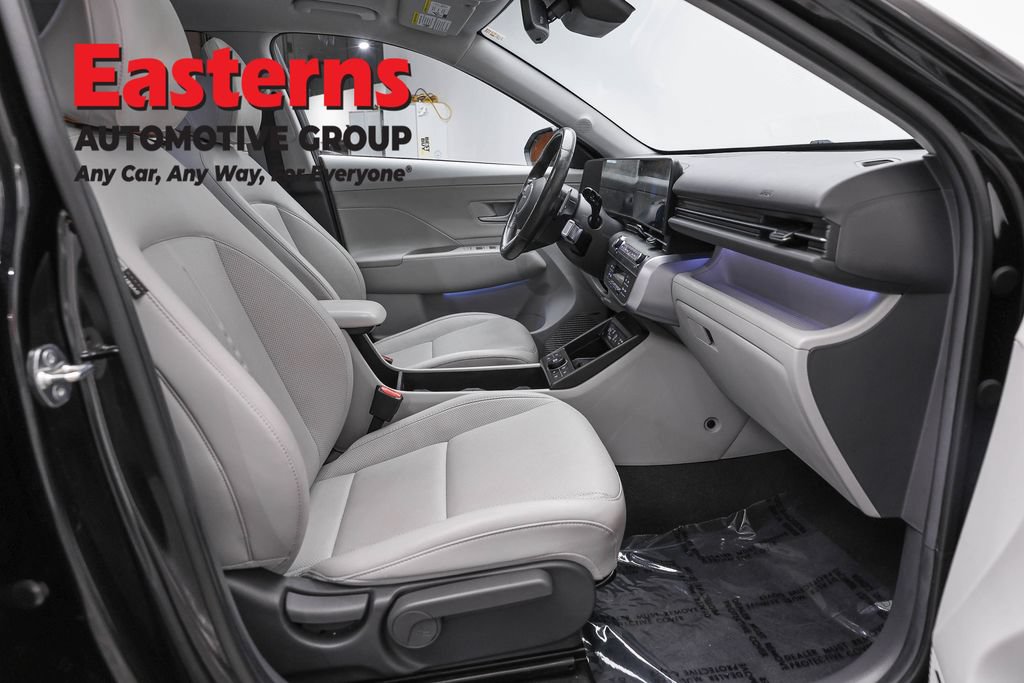 Used 2024 Hyundai Kona Limited FWD image 24