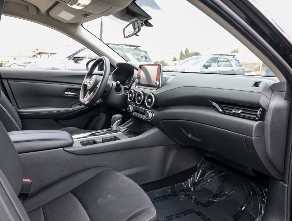 Used 2025 Nissan Sentra SV FWD image 19