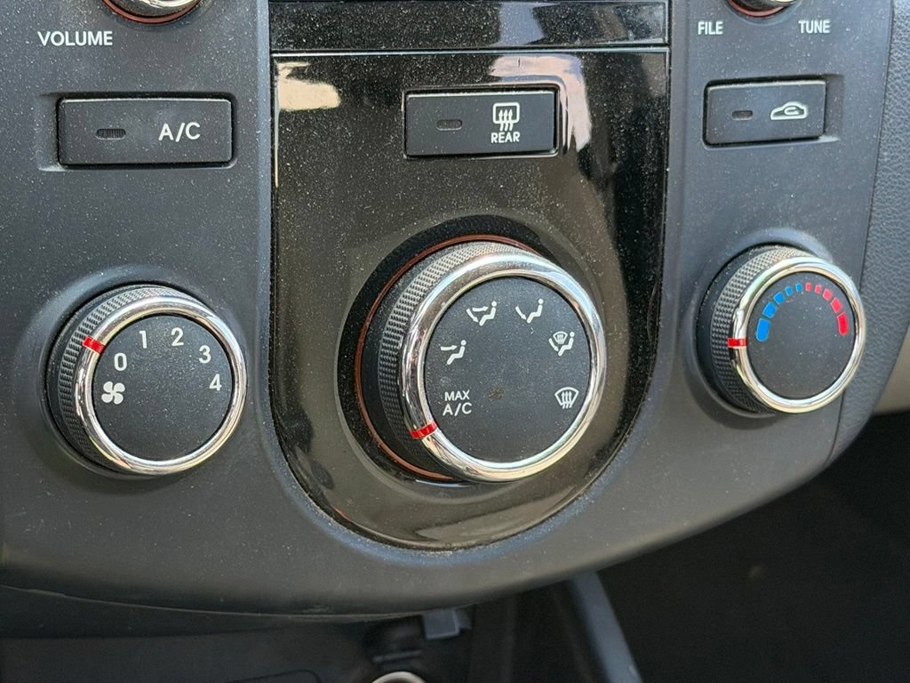 Used 2010 Kia Forte EX FWD image 26