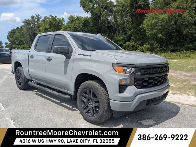 Used 2024 Chevrolet Silverado 1500 Custom w/ Turbomax Blackout Package AWD/4WD image 1