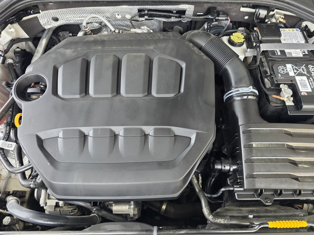 Used 2024 Volkswagen GTI SE FWD image 24