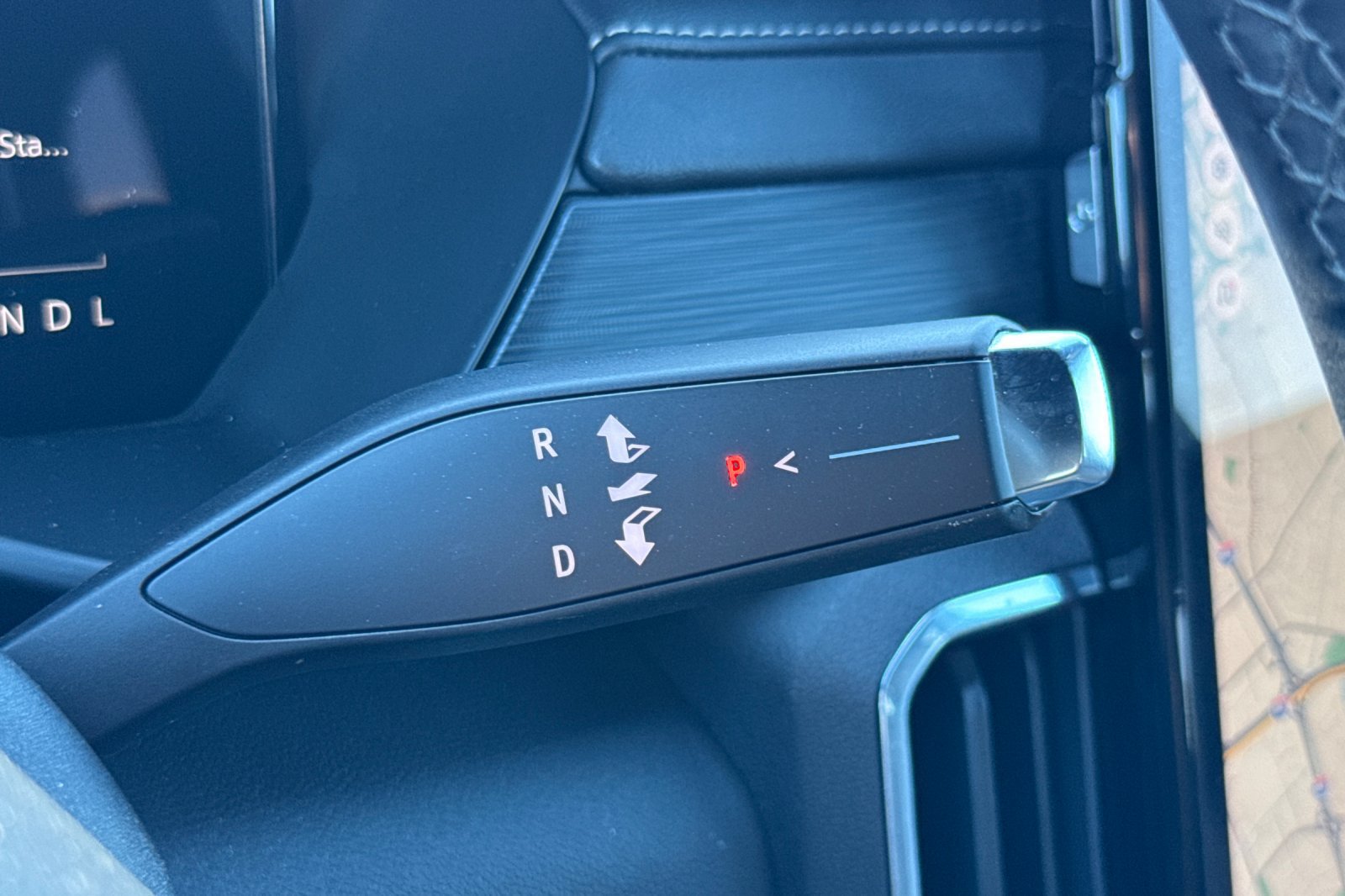 Used 2026 GMC Acadia Elevation w/ Elevation Premium Package FWD image 33
