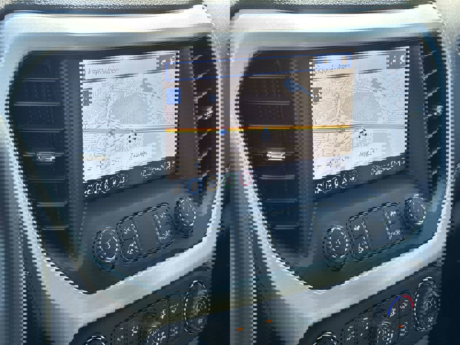 Used 2023 GMC Acadia SLT w/ Technology Package image 24