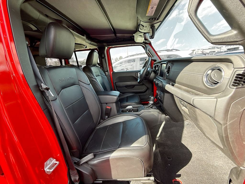 Used 2021 Jeep Wrangler Unlimited Sahara w/ Cold Weather Group image 31