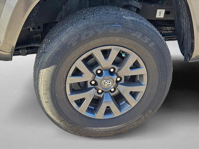 Used 2023 Toyota Tacoma SR5 image 4