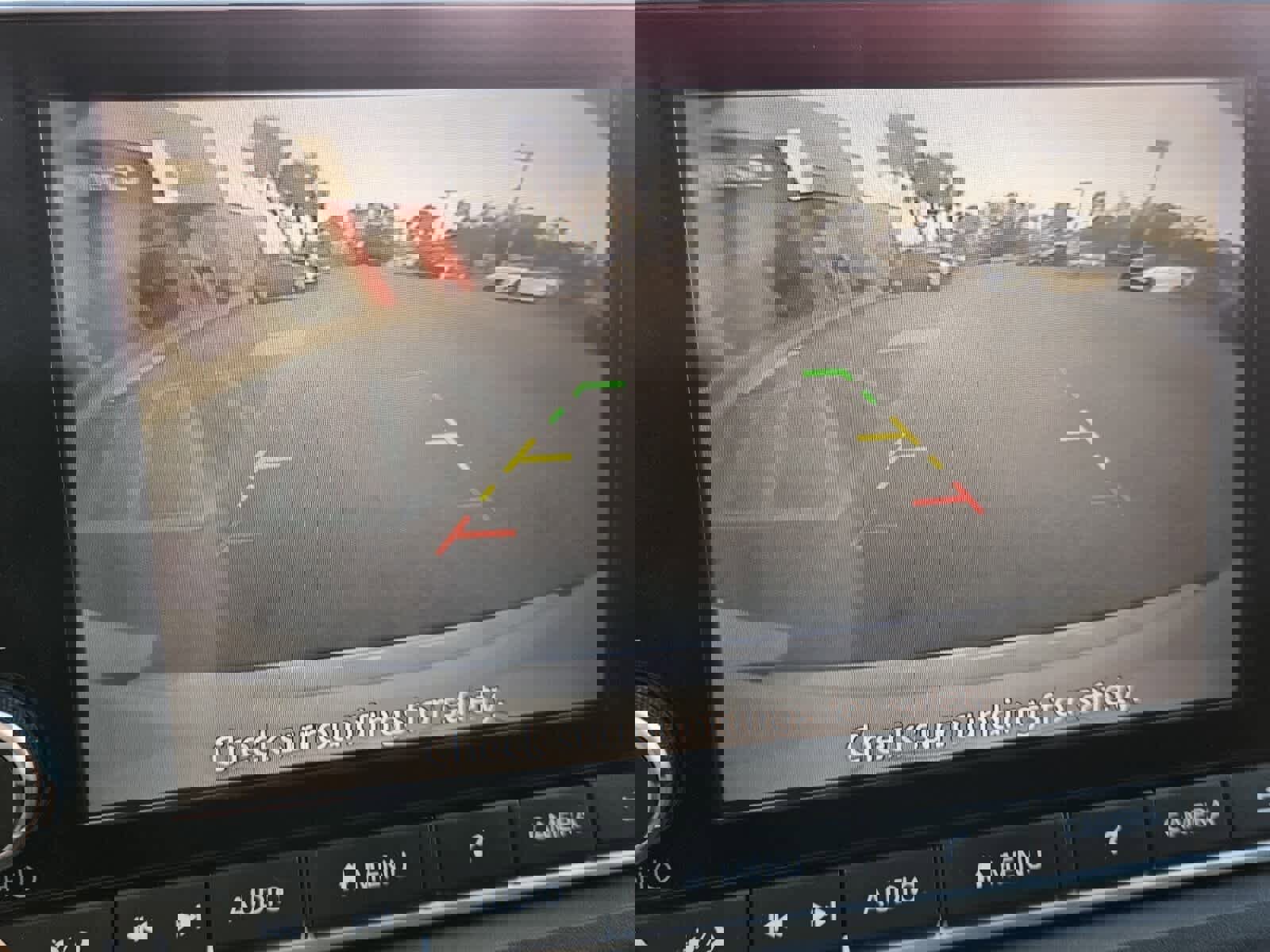 Used 2023 Nissan Rogue SV image 9