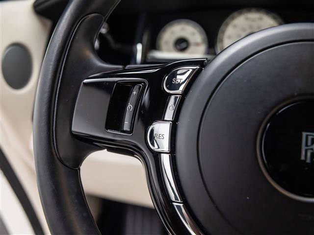 Used 2016 Rolls-Royce Wraith image 20