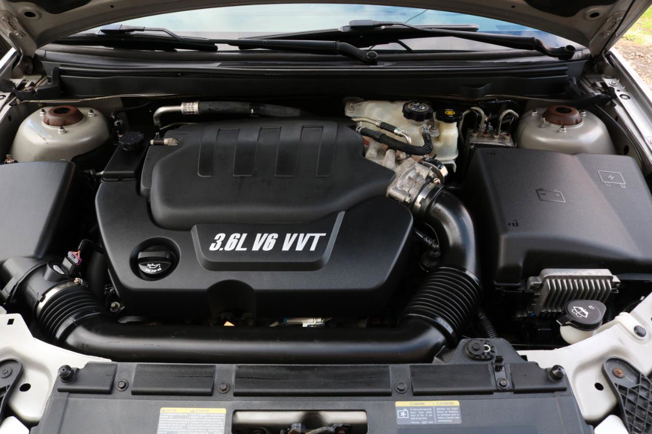 Used 2008 Pontiac G6 GXP w/ Sun And Sound Package image 38