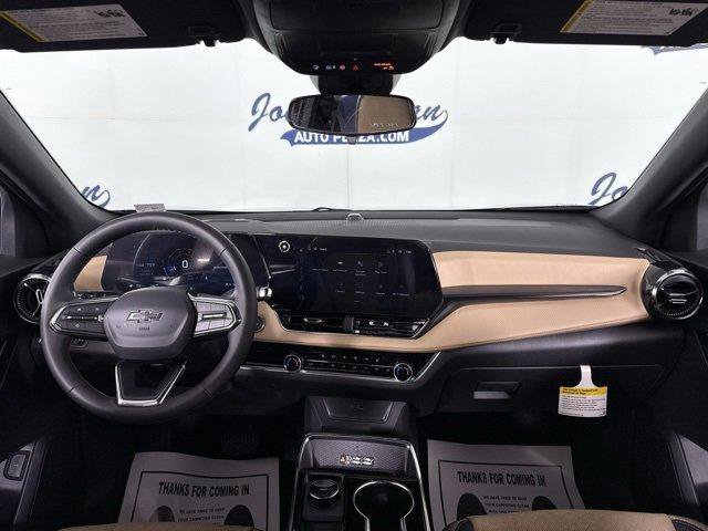 New 2026 Chevrolet Equinox ACTIV image 2