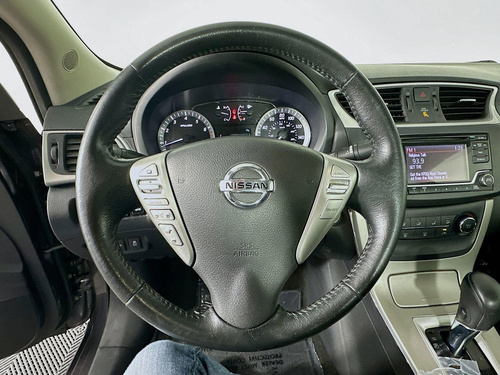 Used 2015 Nissan Sentra SV FWD image 11