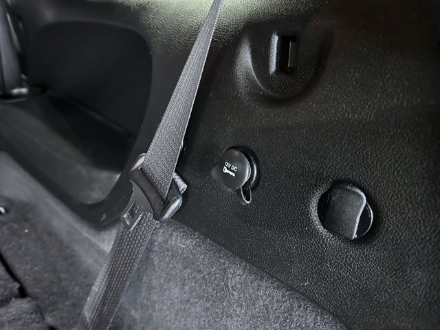 Used 2023 Dodge Durango GT image 12