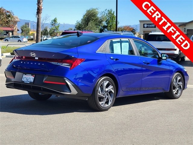 Certified 2025 Hyundai Elantra SEL image 2