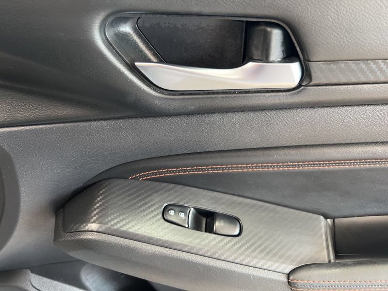 Used 2019 Nissan Altima 2.5 SR w/ SR Premium Package FWD image 14