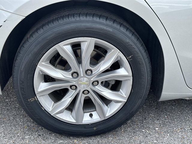 Used 2020 Chevrolet Malibu LT image 5