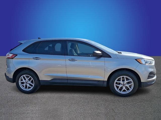Used 2022 Ford Edge SE image 4
