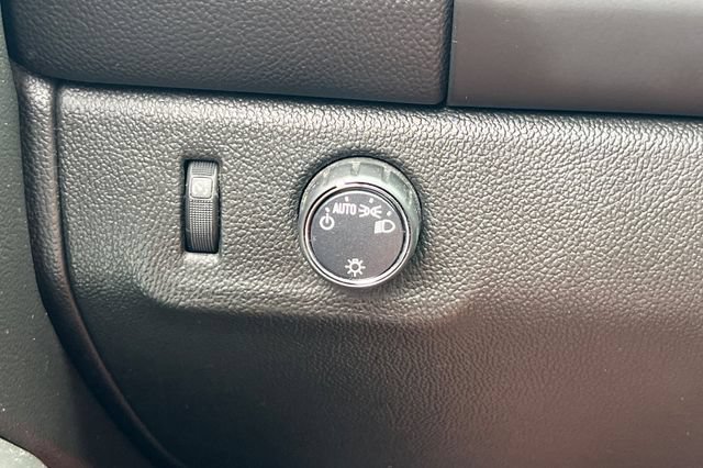 Used 2018 Chevrolet Colorado LT RWD image 32