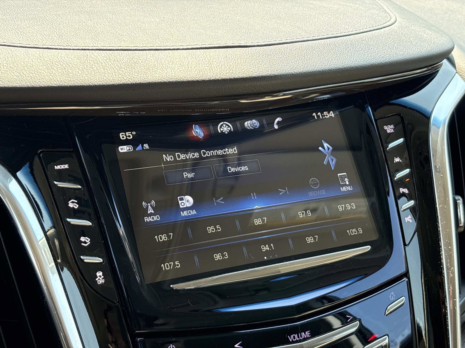 Used 2018 Cadillac Escalade Premium Luxury image 25