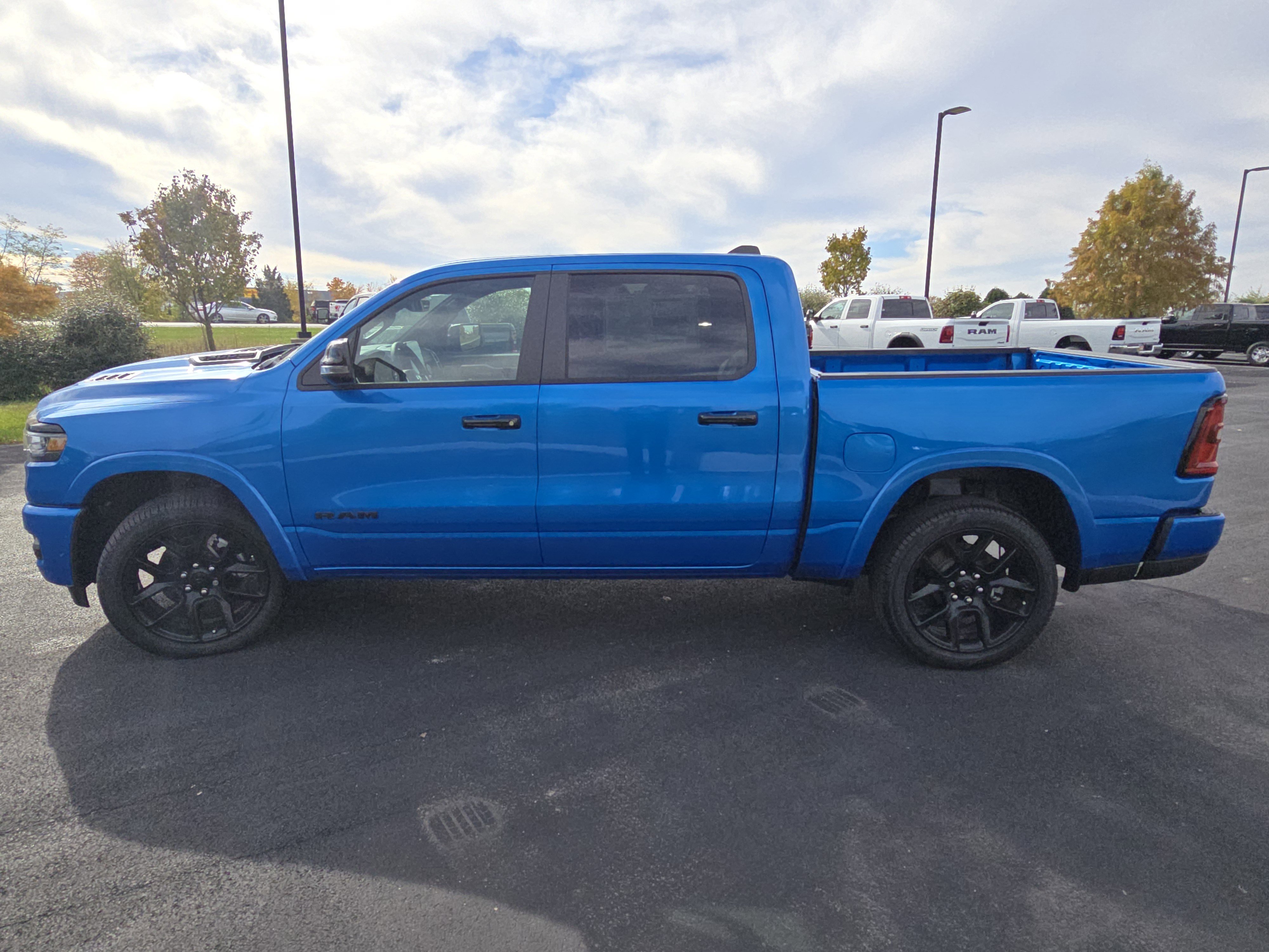 New 2025 RAM 1500 Laramie w/ Night Edition AWD/4WD image 15