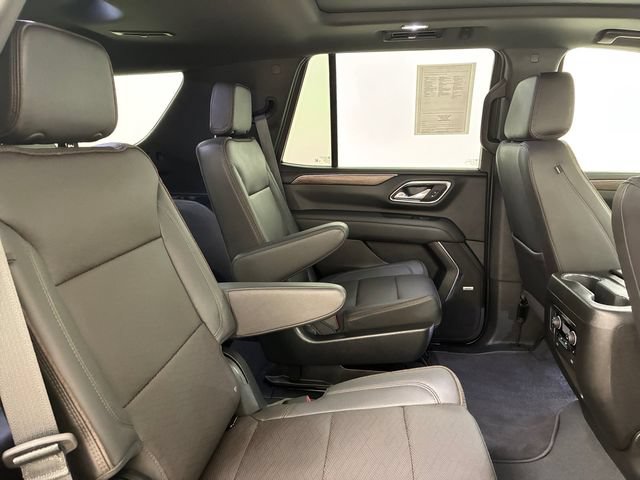 Used 2023 Chevrolet Tahoe High Country AWD/4WD image 16
