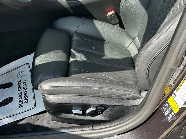 Used 2023 BMW 530i xDrive w/ Premium Package AWD/4WD image 15