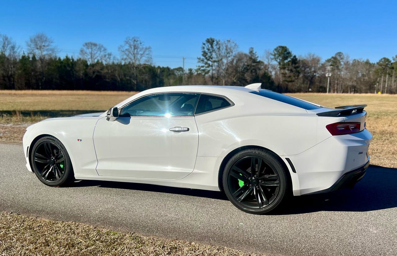 Used 2016 Chevrolet Camaro SS image 8