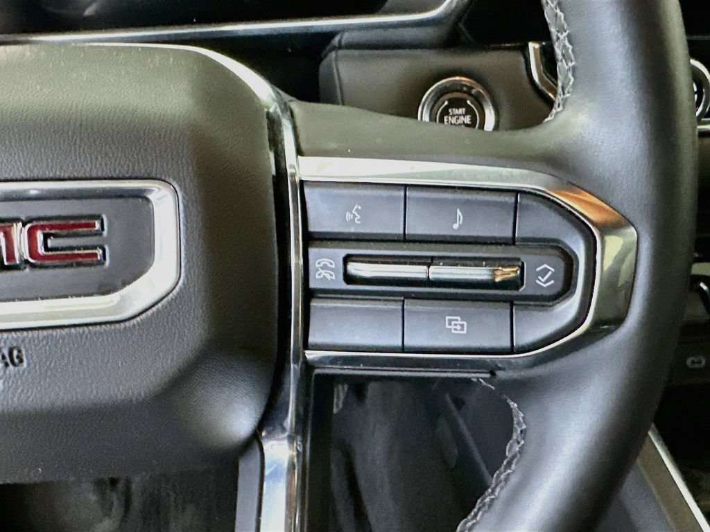Used 2025 GMC Canyon Elevation w/ Technology Package RWD image 26