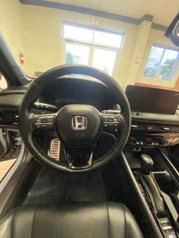 Used 2023 Honda Accord Sport image 19