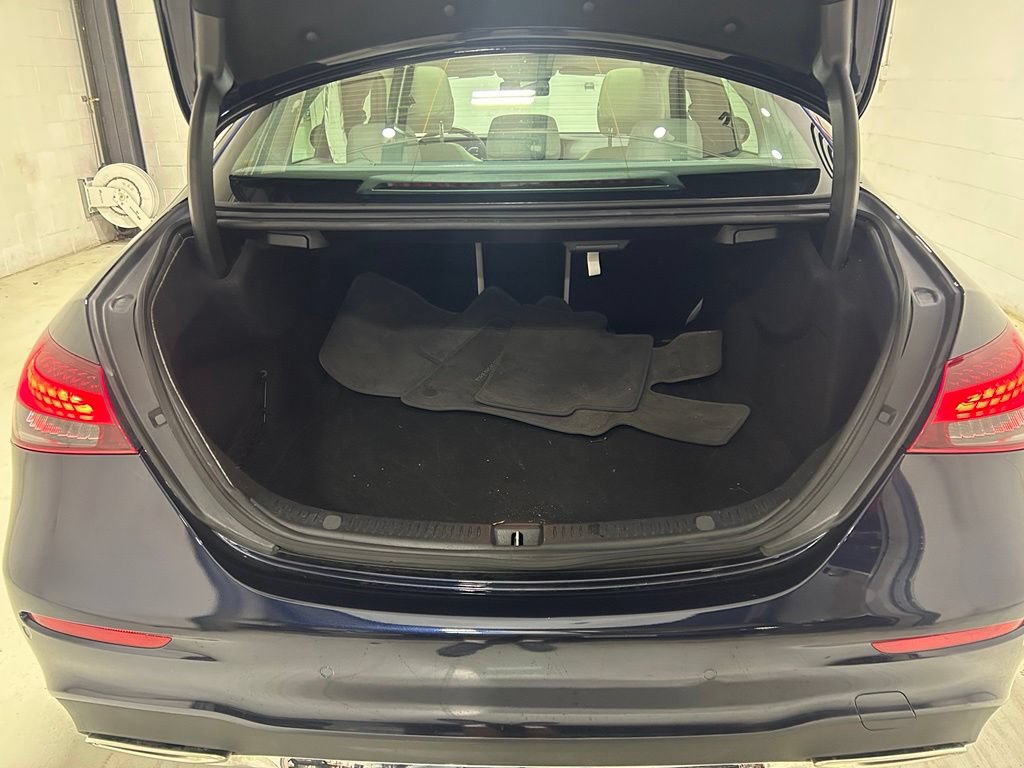 Used 2023 Mercedes-Benz E 350 4MATIC Sedan w/ Premium Package image 24