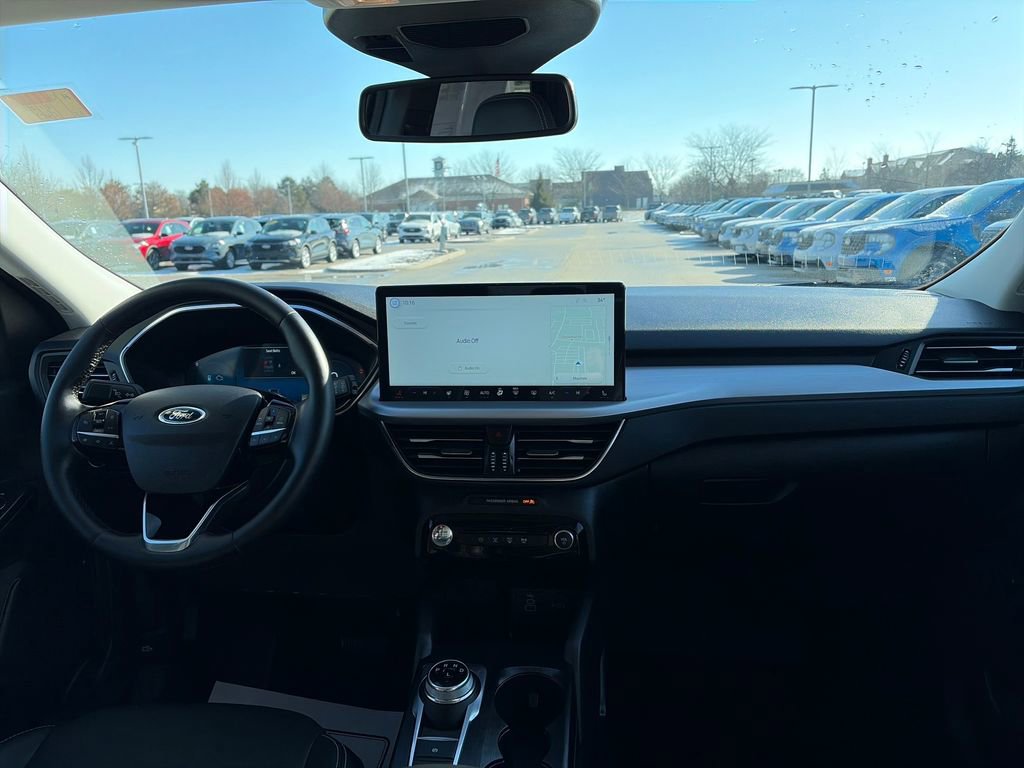 Used 2025 Ford Escape Platinum image 36