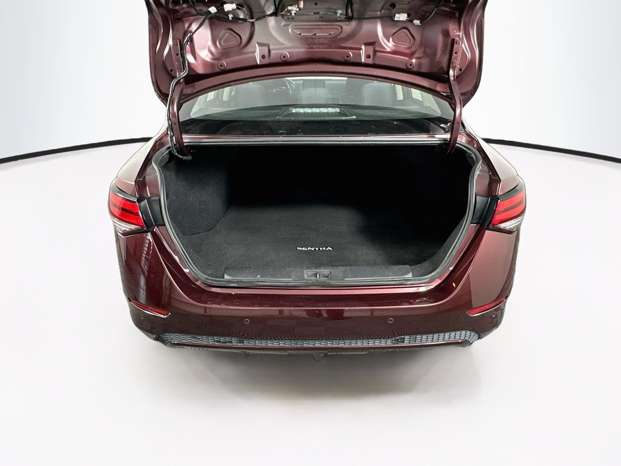 Used 2025 Nissan Sentra SV FWD image 29