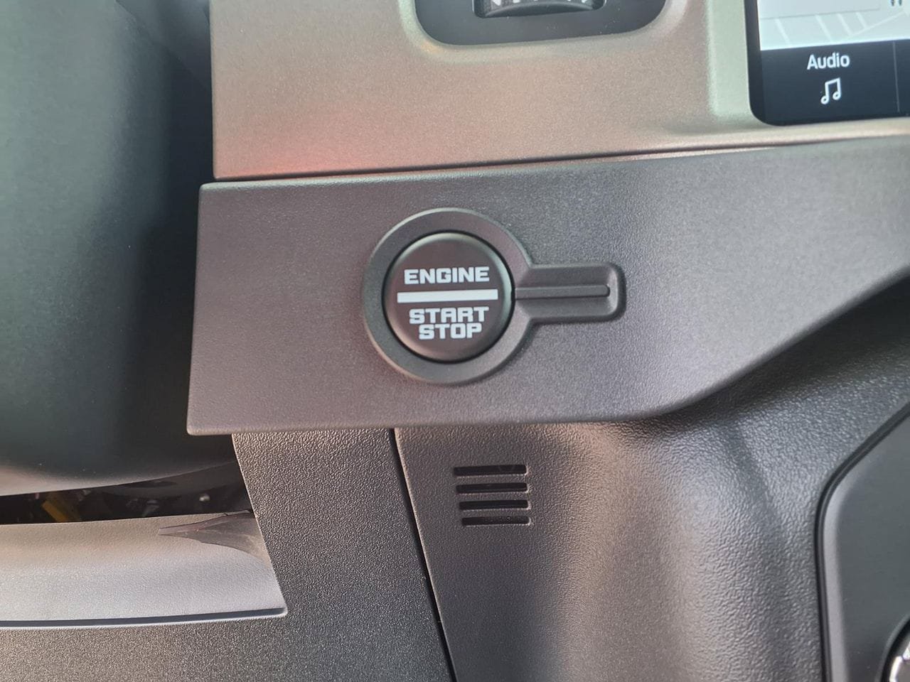 New 2026 Ford Bronco Outer Banks AWD/4WD image 12