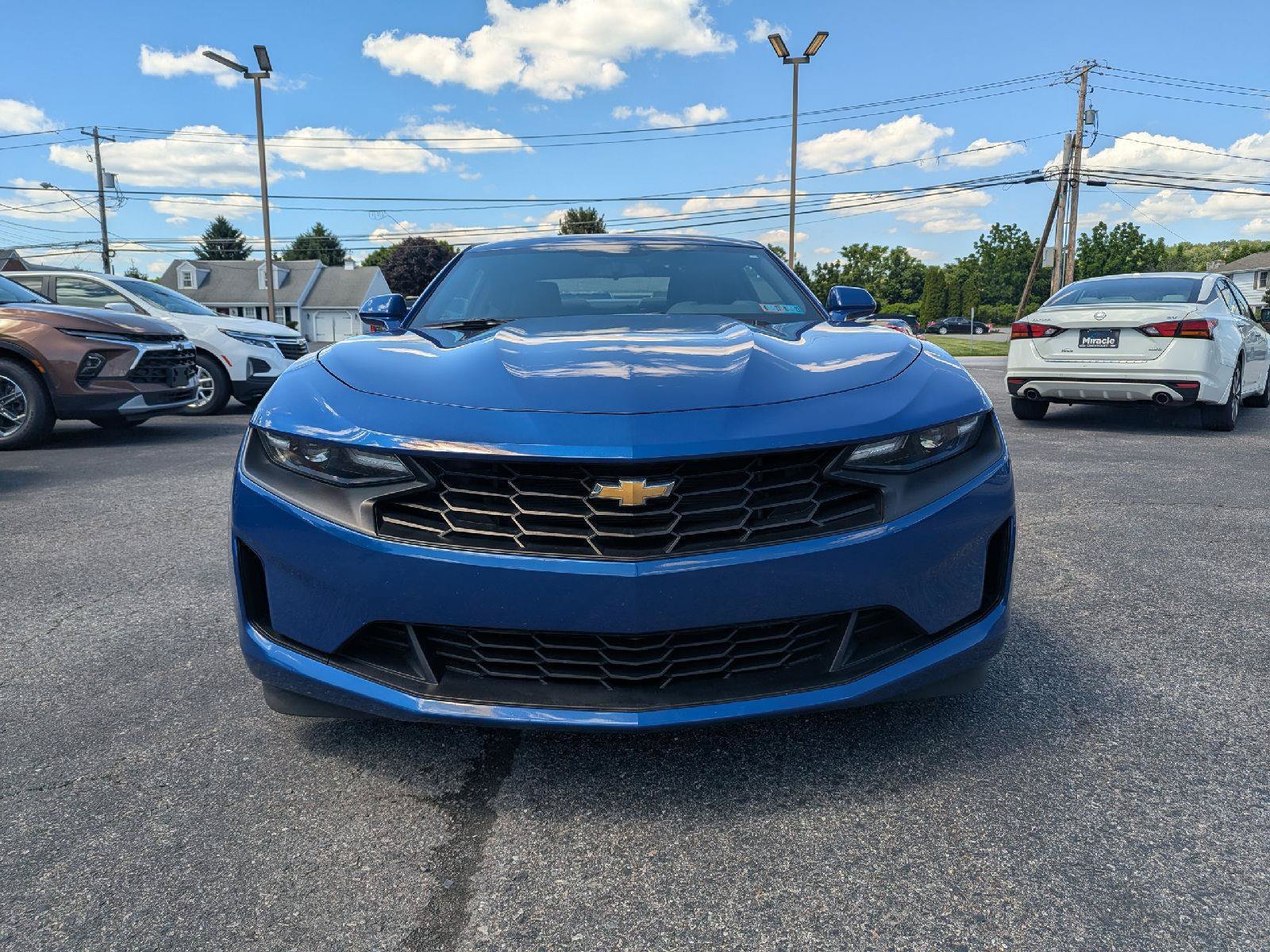 Used 2023 Chevrolet Camaro LT w/ Technology Package RWD image 2