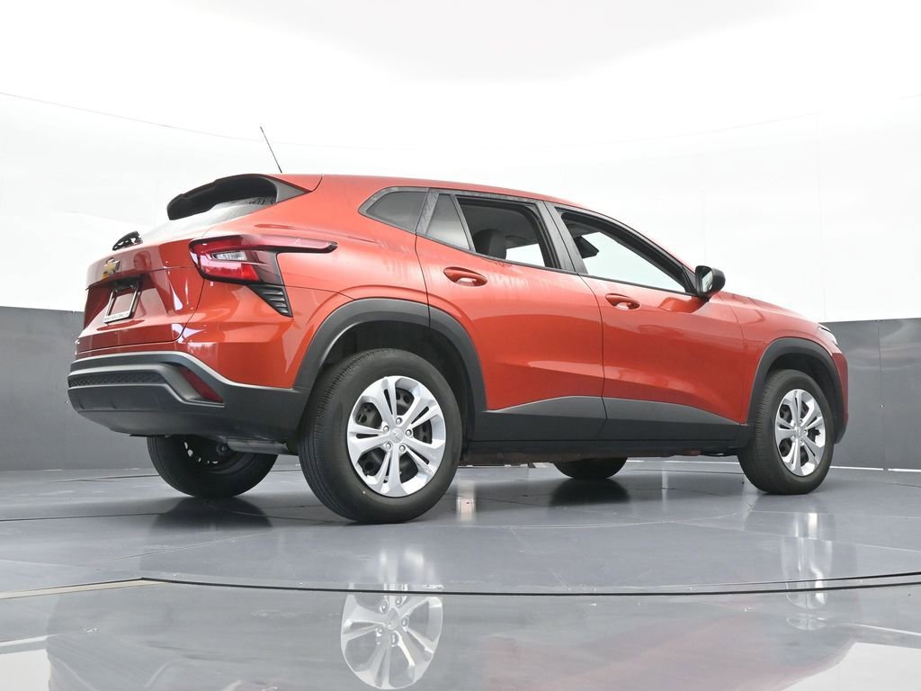 Used 2024 Chevrolet Trax LS image 55