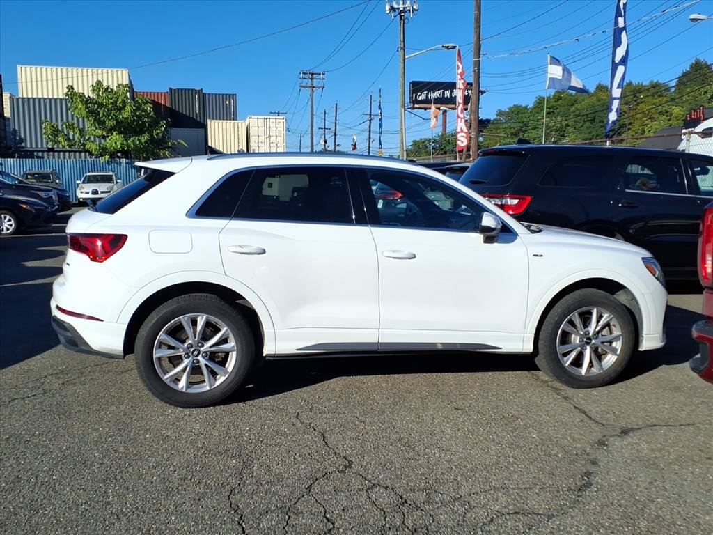 Used 2023 Audi Q3 2.0T Premium AWD/4WD image 7