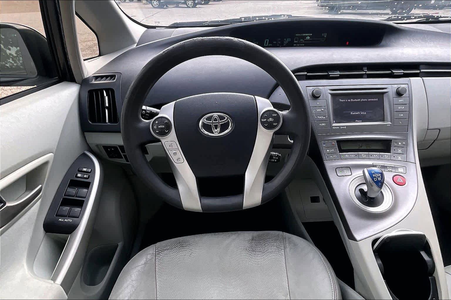 Used 2012 Toyota Prius Three FWD image 5