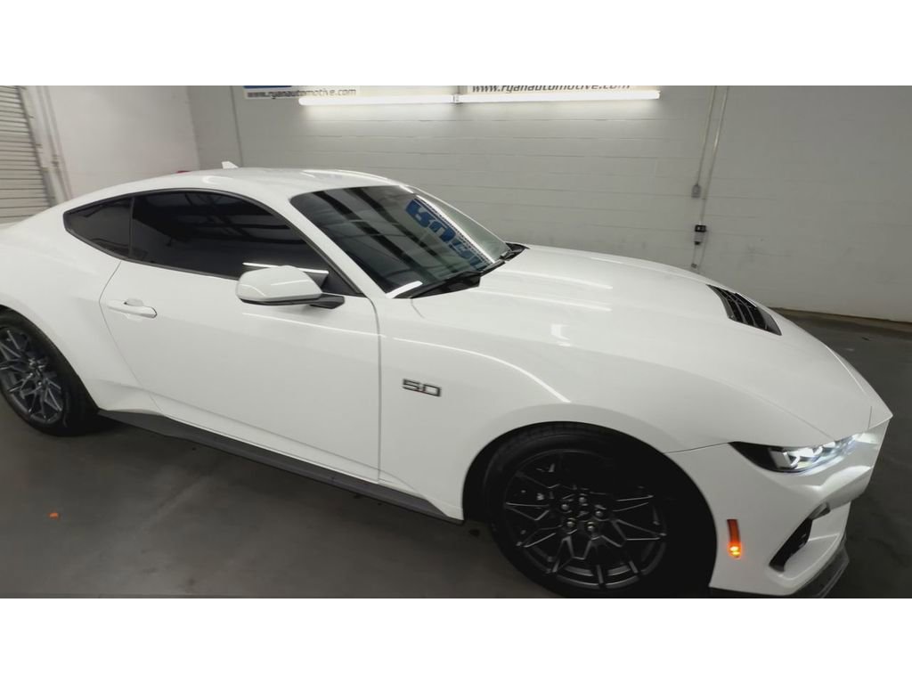 Used 2024 Ford Mustang GT Premium w/ GT Performance Package RWD image 2