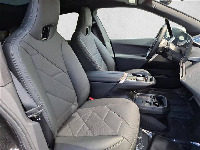 Used 2024 BMW iX xDrive50 w/ Convenience Package AWD/4WD image 23