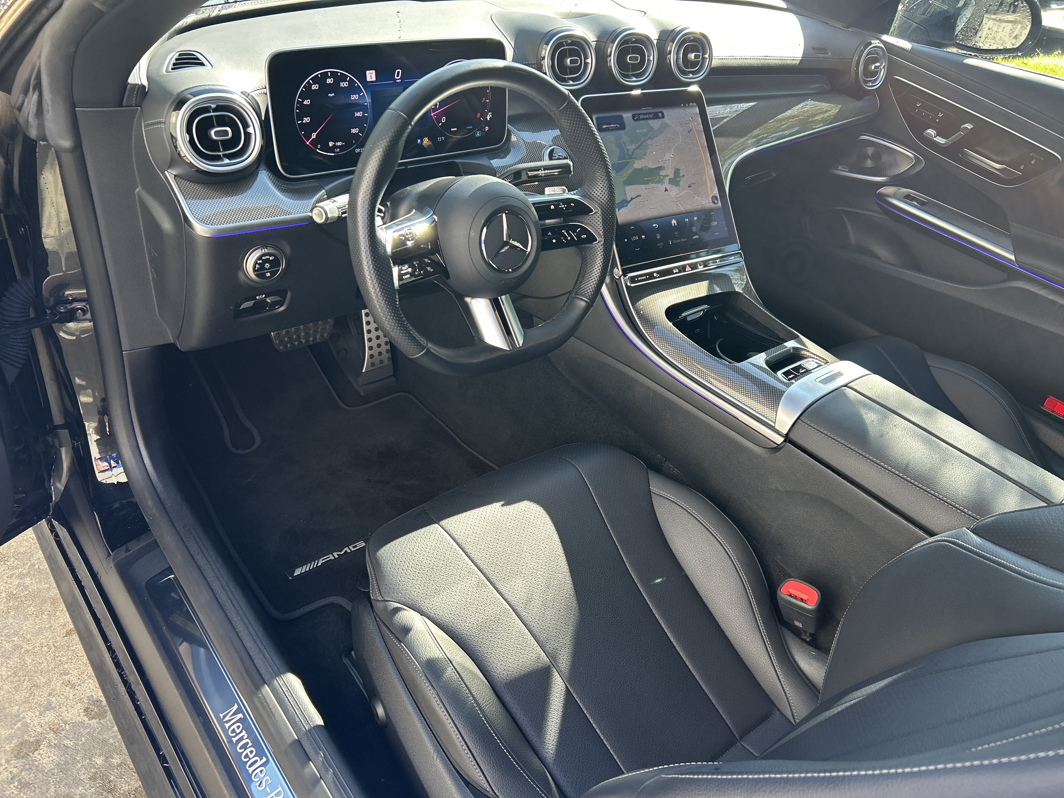 Certified 2025 Mercedes-Benz CLE 300 4MATIC Cabriolet image 31