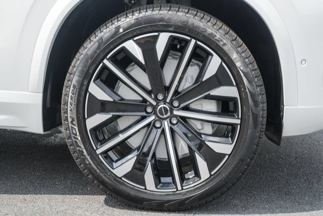 New 2027 Volvo XC90 B6 Ultra AWD/4WD image 17