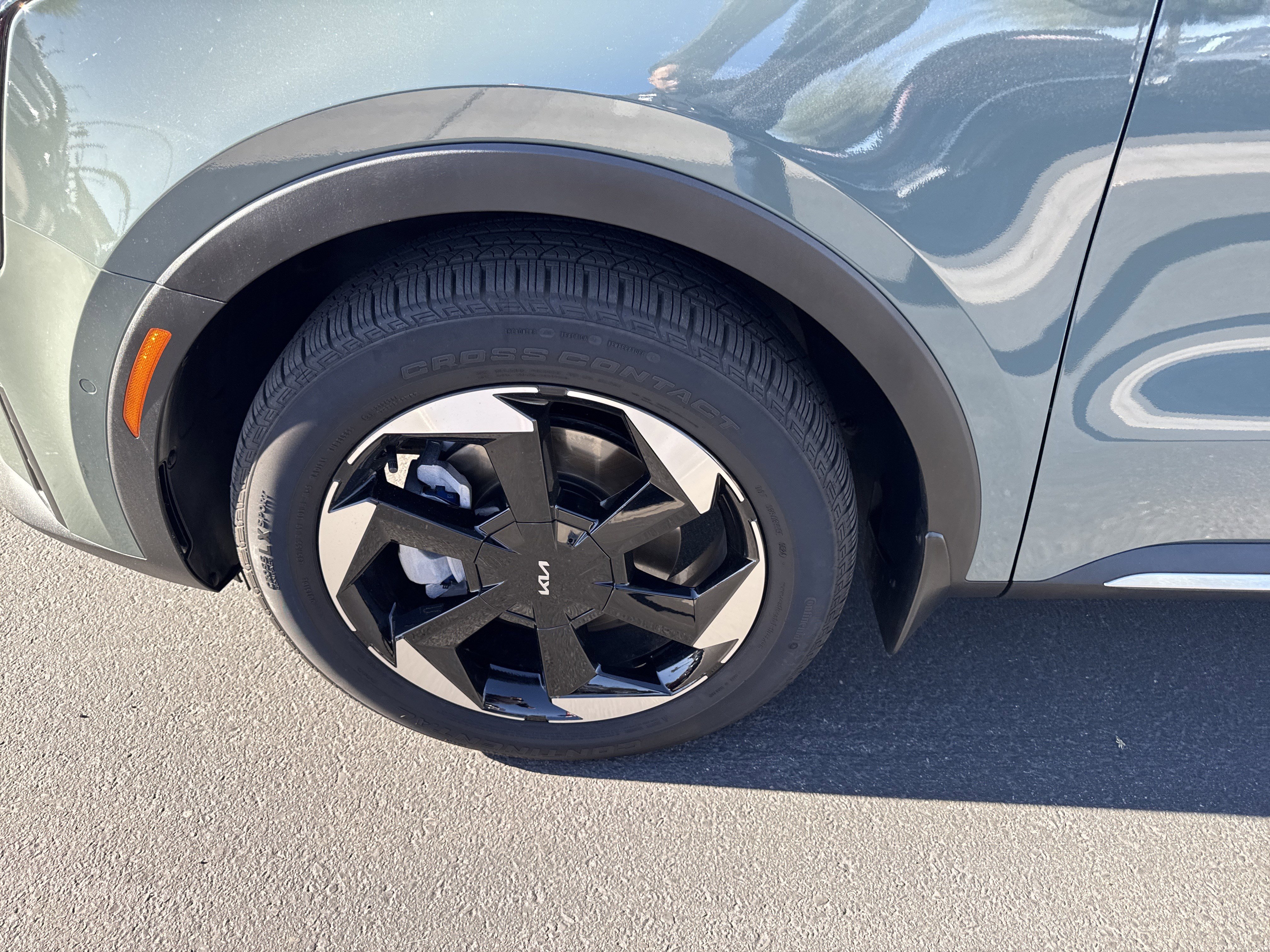 Certified 2025 Kia Sorento SX Prestige image 11