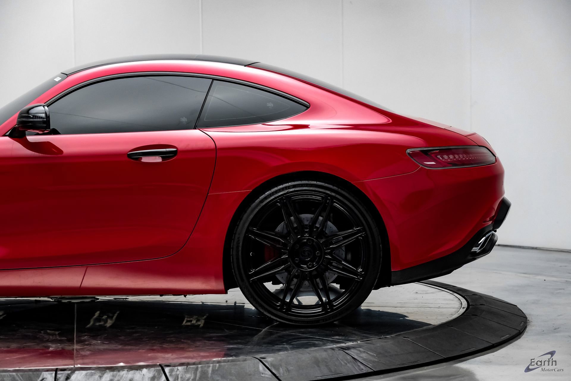 Used 2016 Mercedes-Benz AMG GT S image 10