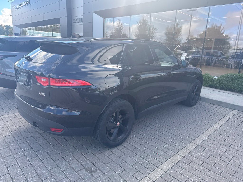 Used 2020 Jaguar F-PACE Premium AWD/4WD image 5