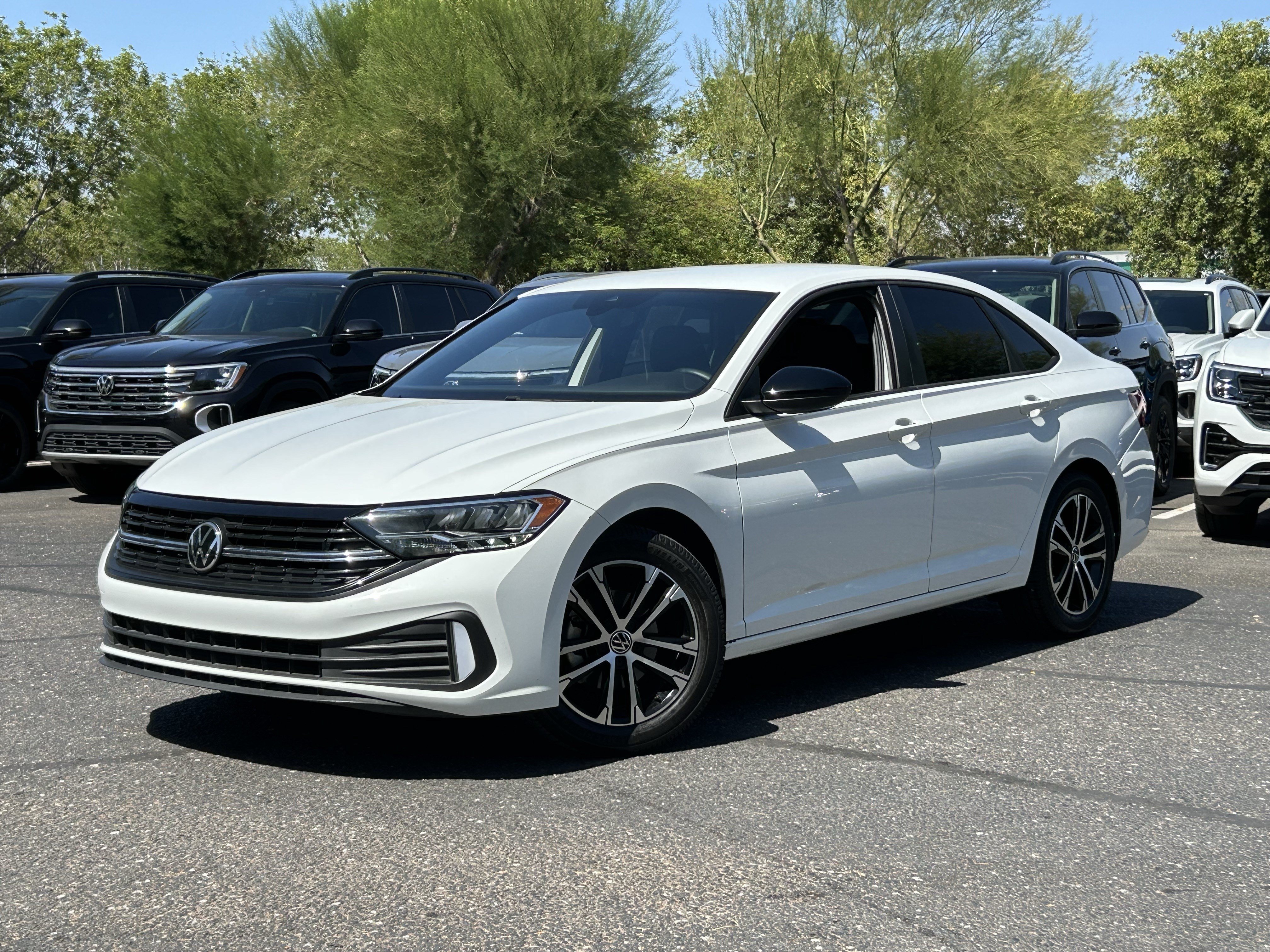 Certified 2022 Volkswagen Jetta Sport FWD image 31