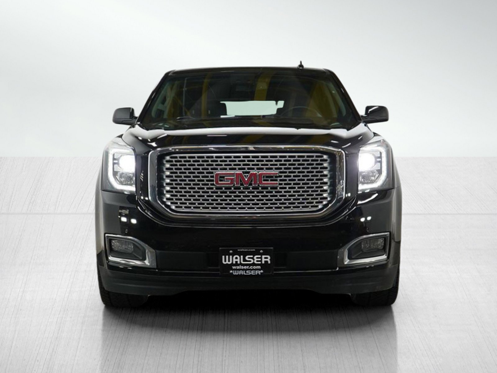 Used 2017 GMC Yukon Denali w/ Open Road Package image 8